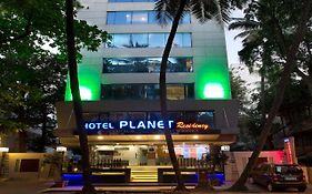 Hotel Planet residencia